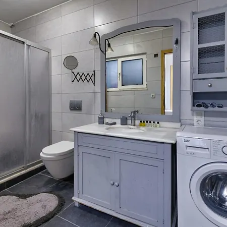 아파트 Stunning 3br Near Galataport !